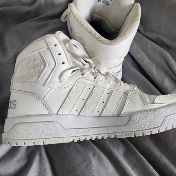 Adidas hightops - Picture 7 of 8